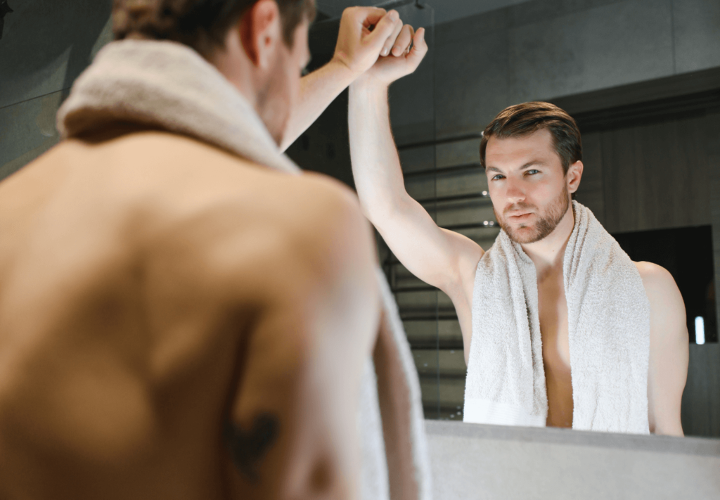 A Armadilha da Comparação e a Memória Muscular: Por que Você Deve Competir Apenas Consigo Mesmo (e como o Fitmass Pode te Ajudar)