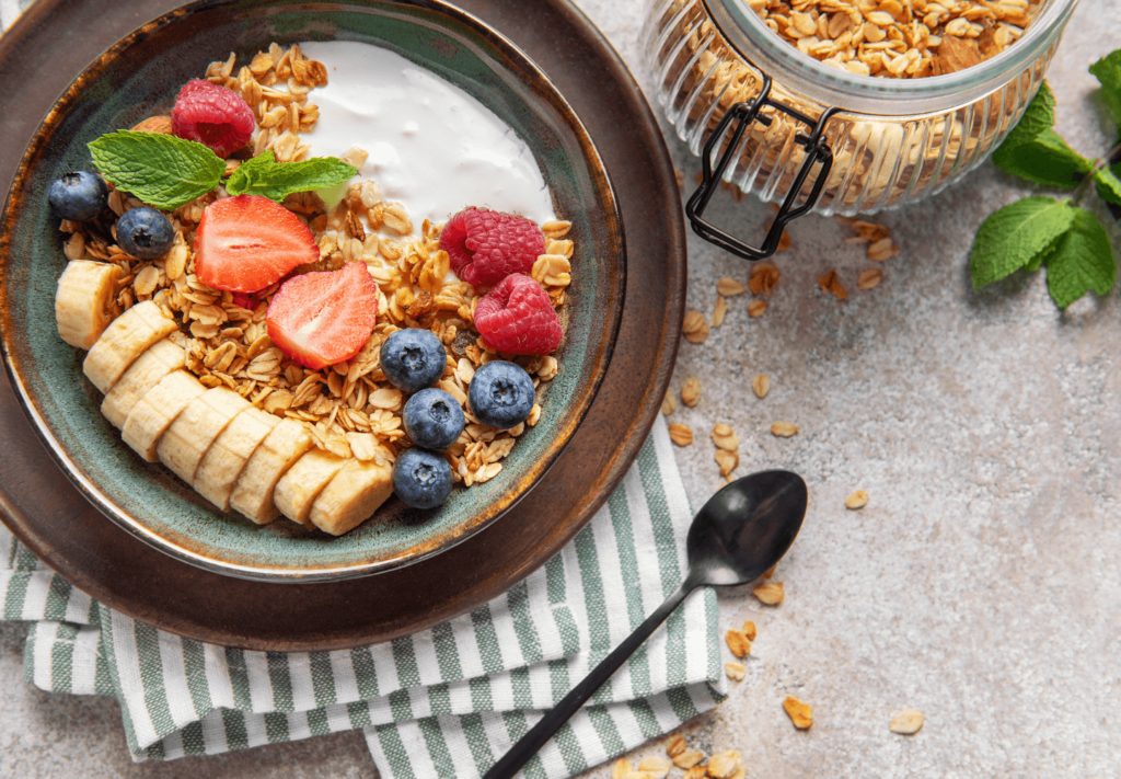 Cardápio Semanal Fitness: A Dieta Estratégica para Repor Energias e Turbinar Seus Treinos