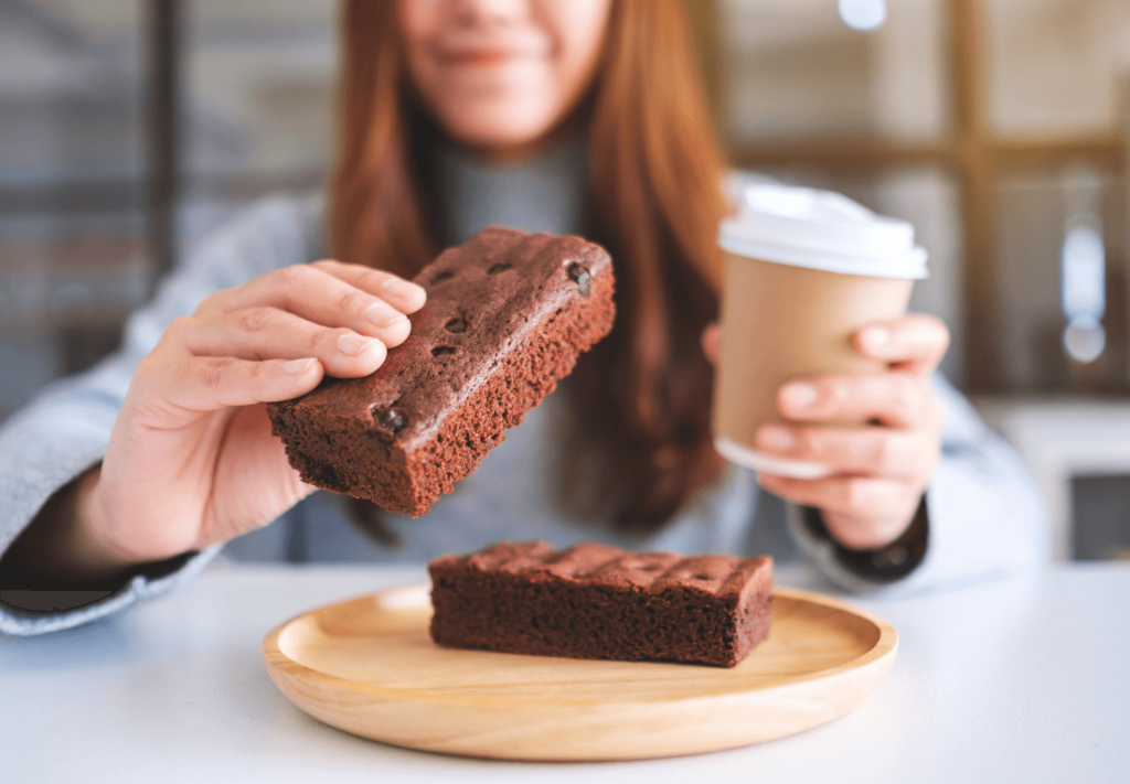 Brownie Fitness: A Receita Saudável que Turbina Seus Resultados e Ainda Mata a Vontade de Doce