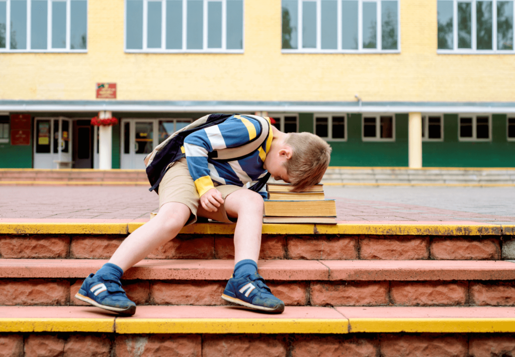 O sedentarismo infantil é um risco. Veja como o Parkour vem como solução para movimentar as crianças e criar movimentação para sua academia.