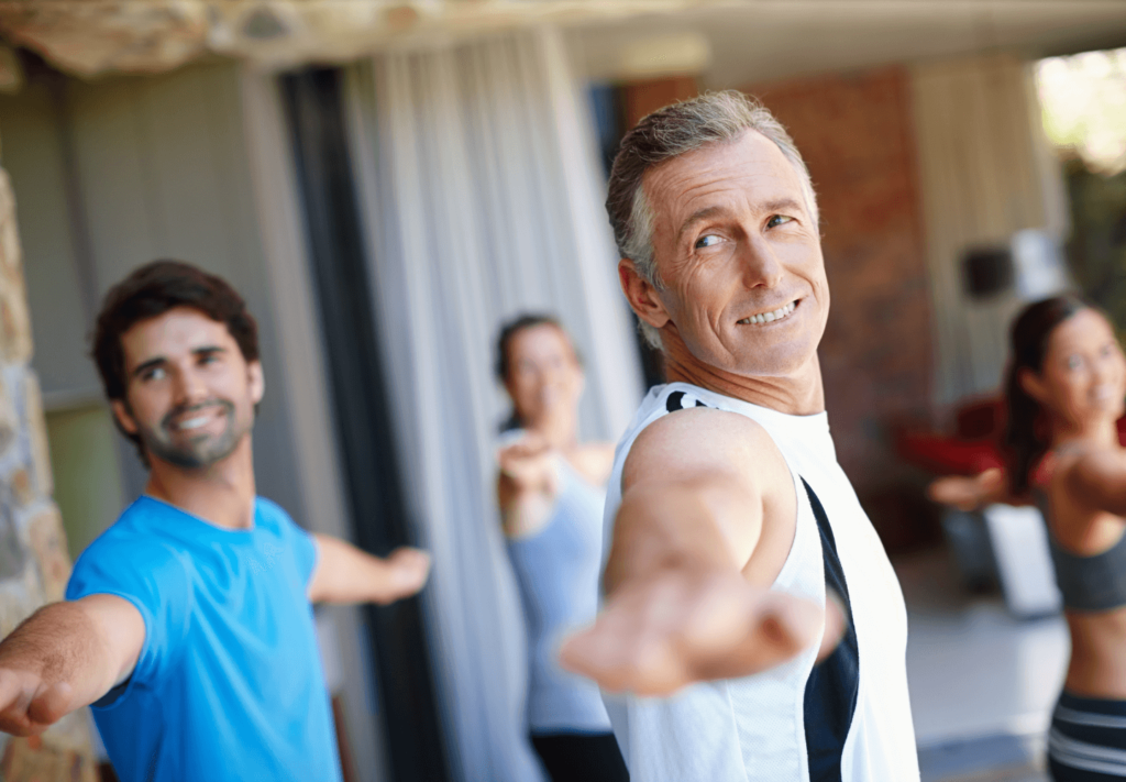 Descubra como montar a rotina fitness ideal para o público 40+. Ganhe vitalidade com estratégias validadas para longevidade e saúde.