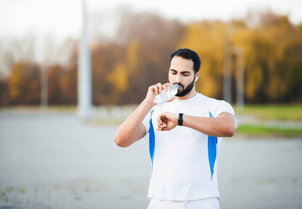 Está na dúvida se deve treinar gripado? Entenda a 'Regra do Pescoço', e como adaptar sua rotina sem prejudicar a recuperação e os resultados.