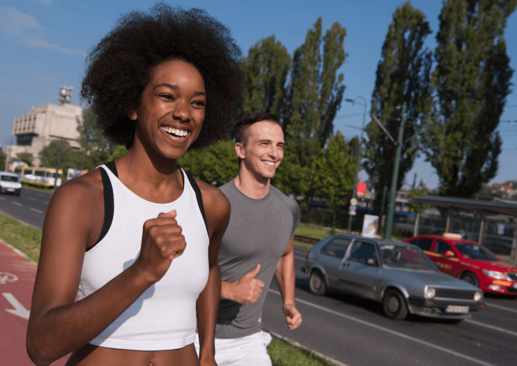Entenda as causas, os esportes de risco e como tratar a tendinite nos Tornozelos sem abandonar os seus treinos na academia. Confira!