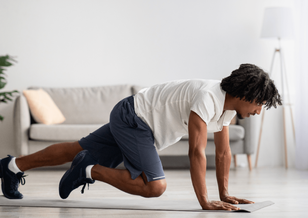 Descubra como manter seus exercícios aeróbicos em dia durante viagens. Dicas práticas, treinos no hotel e não perder o condicionamento físico.