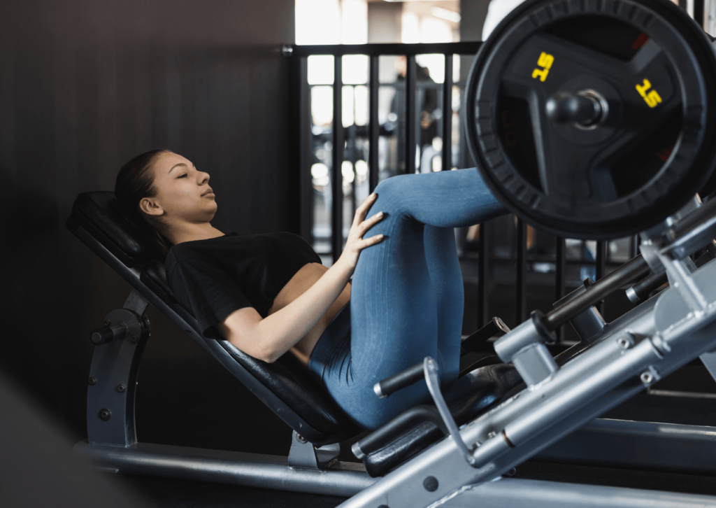 Sofreu uma distensão muscular na panturrilha? Aprenda a identificar os graus da lesão, e como prevenir esse problema nos seus treinos.