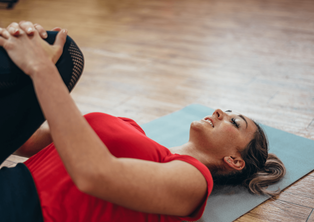 Descubra os principais benefícios do alongamento para performance e saúde. Aprenda técnicas e melhore sua qualidade de vida agora!