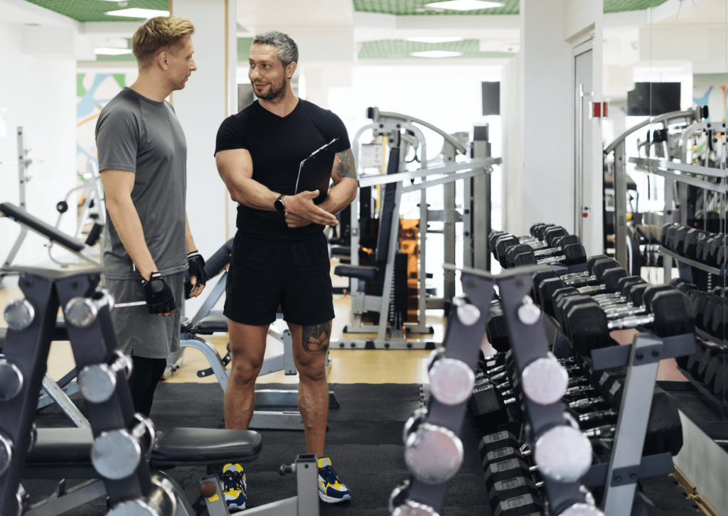 Aprenda a transformar o tour pela academia em uma máquina de vendas. Confira dicas de roteiro, tecnologia e SEO para converter matrículas!