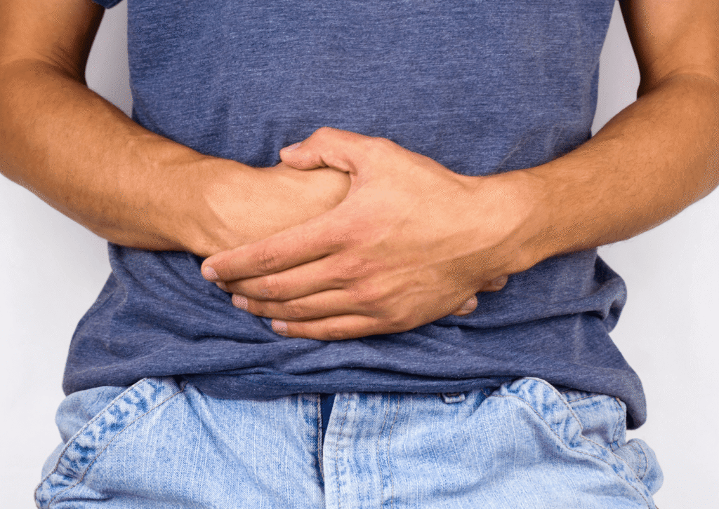 Será que praticar jejum faz mal para a saúde e engorda ou queima massa magra? Descubra o que a ciência diz e como orientar seus alunos.