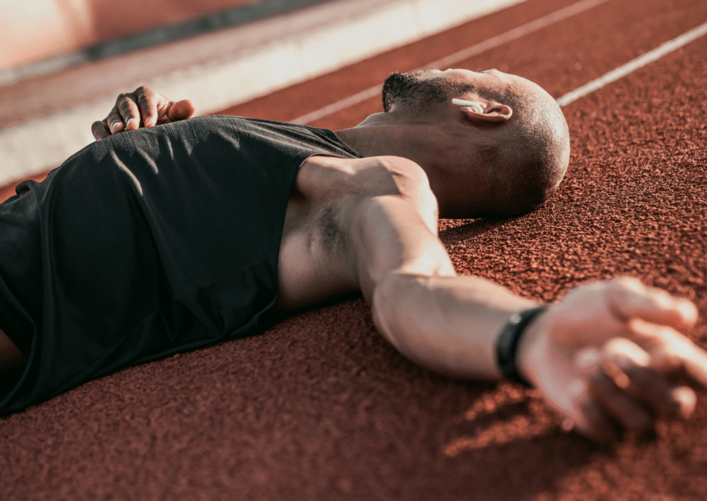 Nesse artigo, descubra como usar a variabilidade da frequência cardíaca (HRV) para decidir entre treino pesado ou descanso.