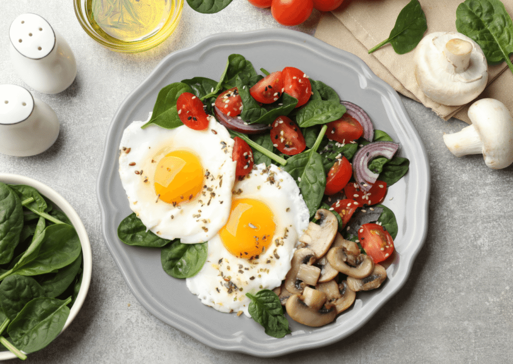 Descubra quais são os melhores alimentos com gorduras boas para impulsionar sua dieta, ter muito mais energia e acelerar a definição!