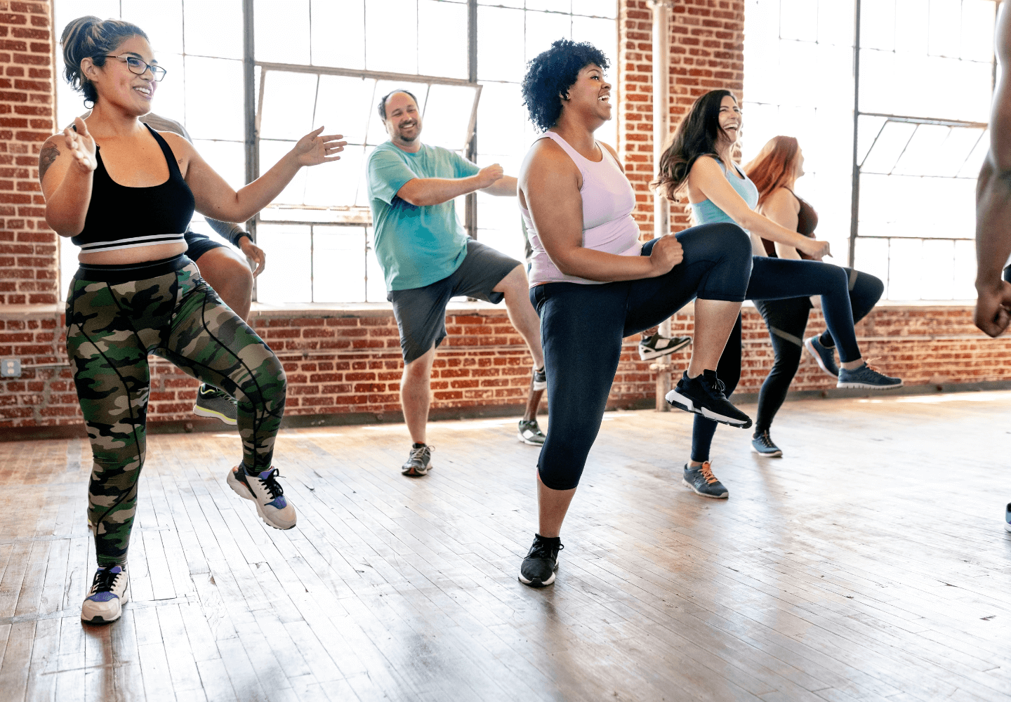 Conheça a Zumba, Uma Alternativa Para Secar Gordura Corporal Rápido Com Música e Alegria