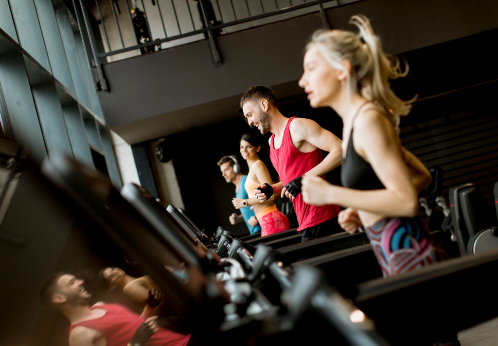 Como Novas Demandas e Tecnologias Inovadoras Estão Moldando o Crescimento do Mercado Fitness