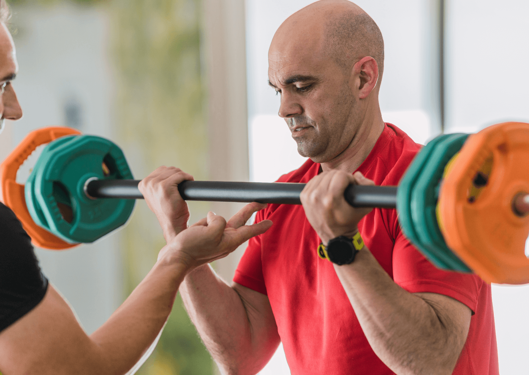 Buscando treinos para perda de peso? Cuidado com a perca músculos. Entenda por que a balança é uma métrica falha e como emagrecer certo.