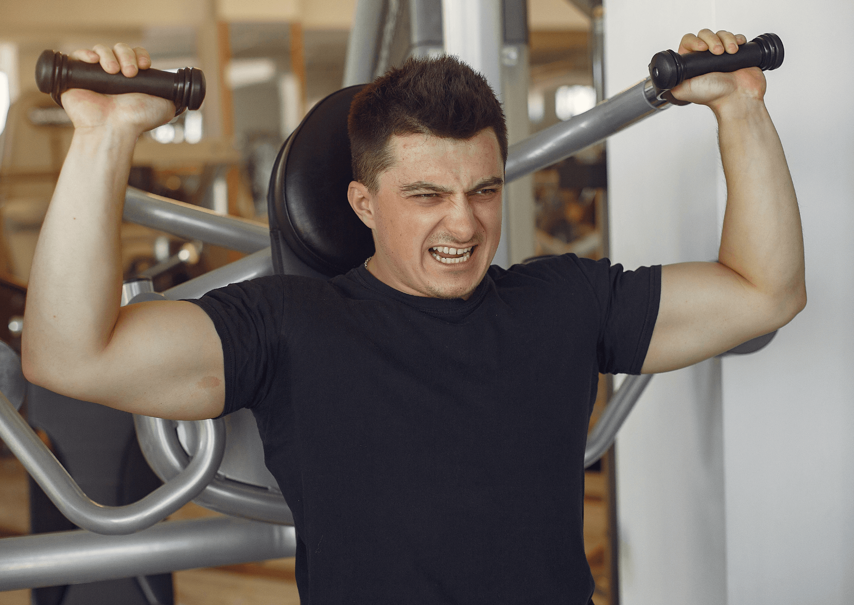 Aprenda a identificar dores, corrigir a técnica e manter a constância nos seus treinos. Evite as lesões na academia com este guia completo.