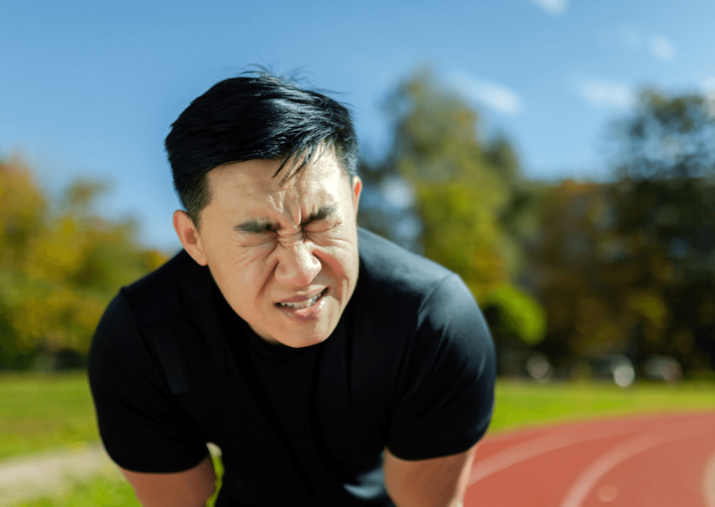 Descubra como evitar cãibras na academia com dicas práticas de hidratação, nutrição e treino. Melhore sua performance e treine sem dor hoje!