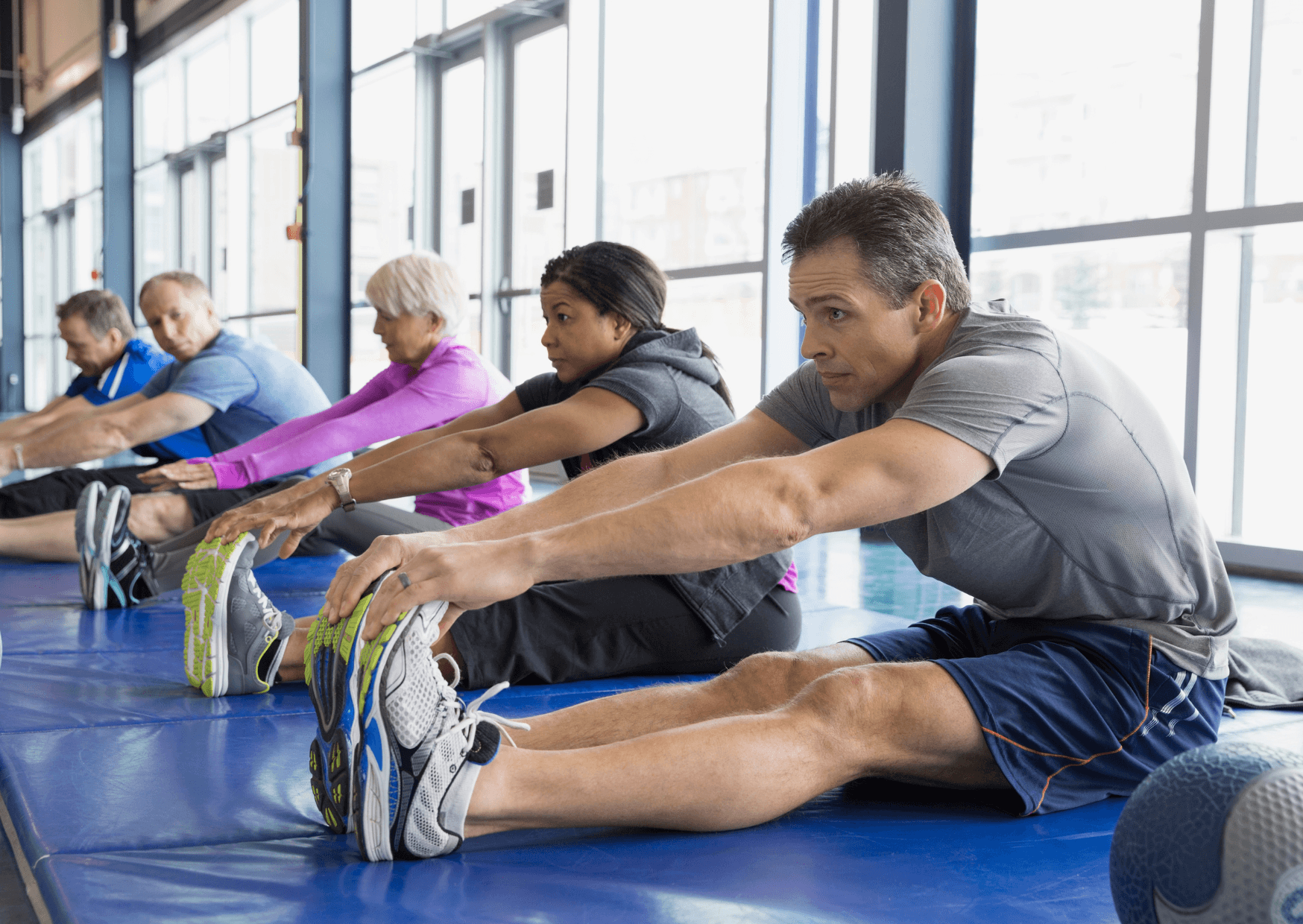 Descubra os principais benefícios do alongamento para performance e saúde. Aprenda técnicas e melhore sua qualidade de vida agora!