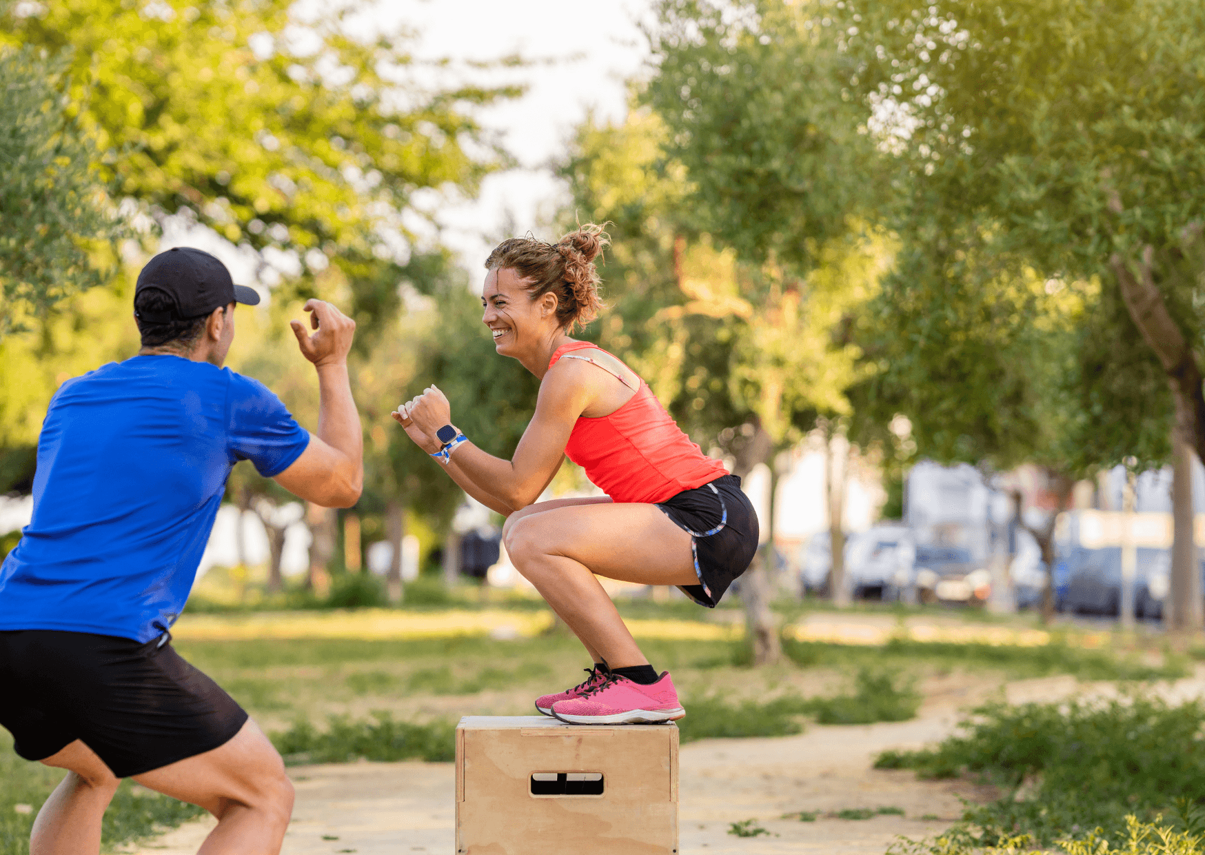 Descubra como a pliometria pode transformar seus treinos. Entenda os benefícios da explosão muscular e aumente sua performance.